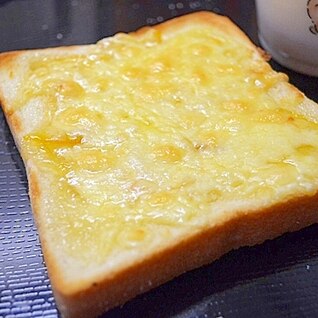 マーマレード＆とろけるチーズトースト